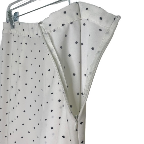 F21 Diamond Dot Slacks - Picture 6 of 6